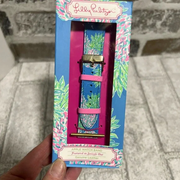 Lilly Pulitzer Watch Band Swizzle Out Pineapple Blue Pink 38mm 40mm Apple Watch